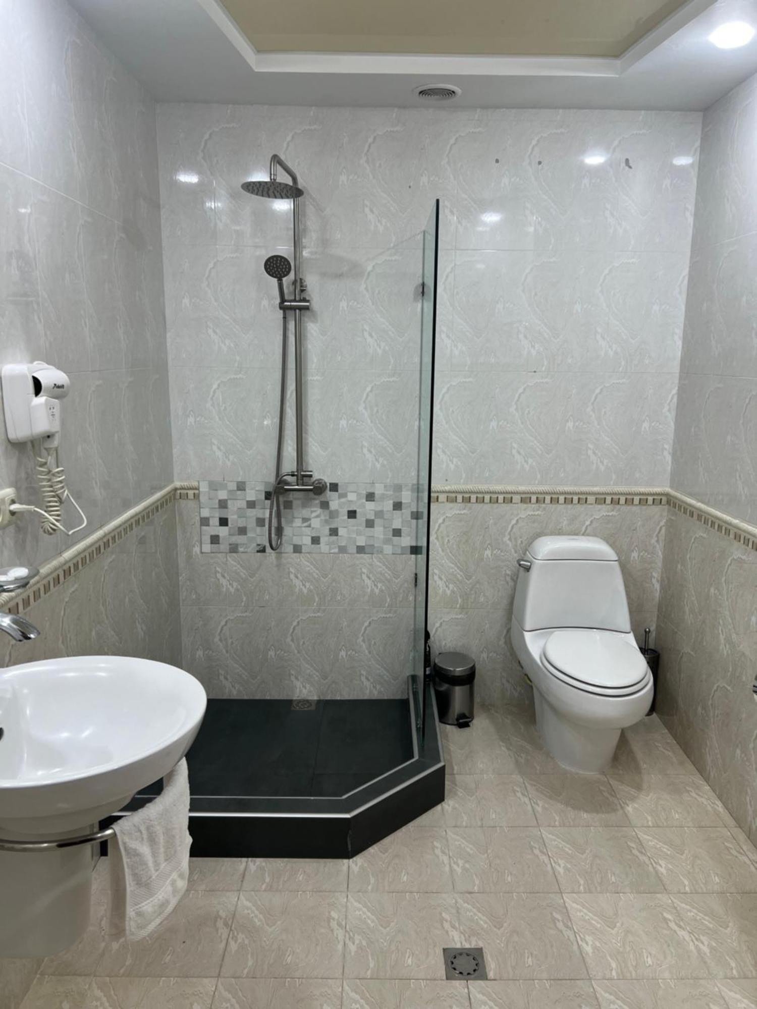 Vanatur Hotel Ґюмрі Екстер'єр фото