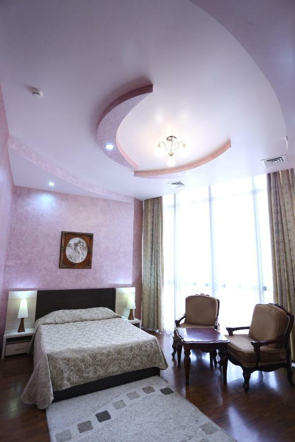 Vanatur Hotel Ґюмрі Екстер'єр фото